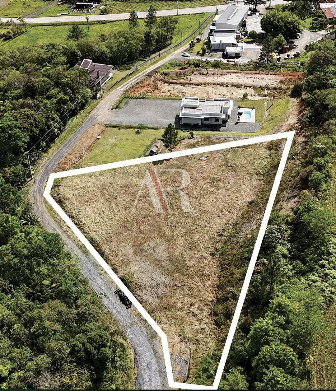 Terreno em condomínio rural com matrícula individiual - Anderson Rothenburg - Corretor de Imóveis Creci 29.714f