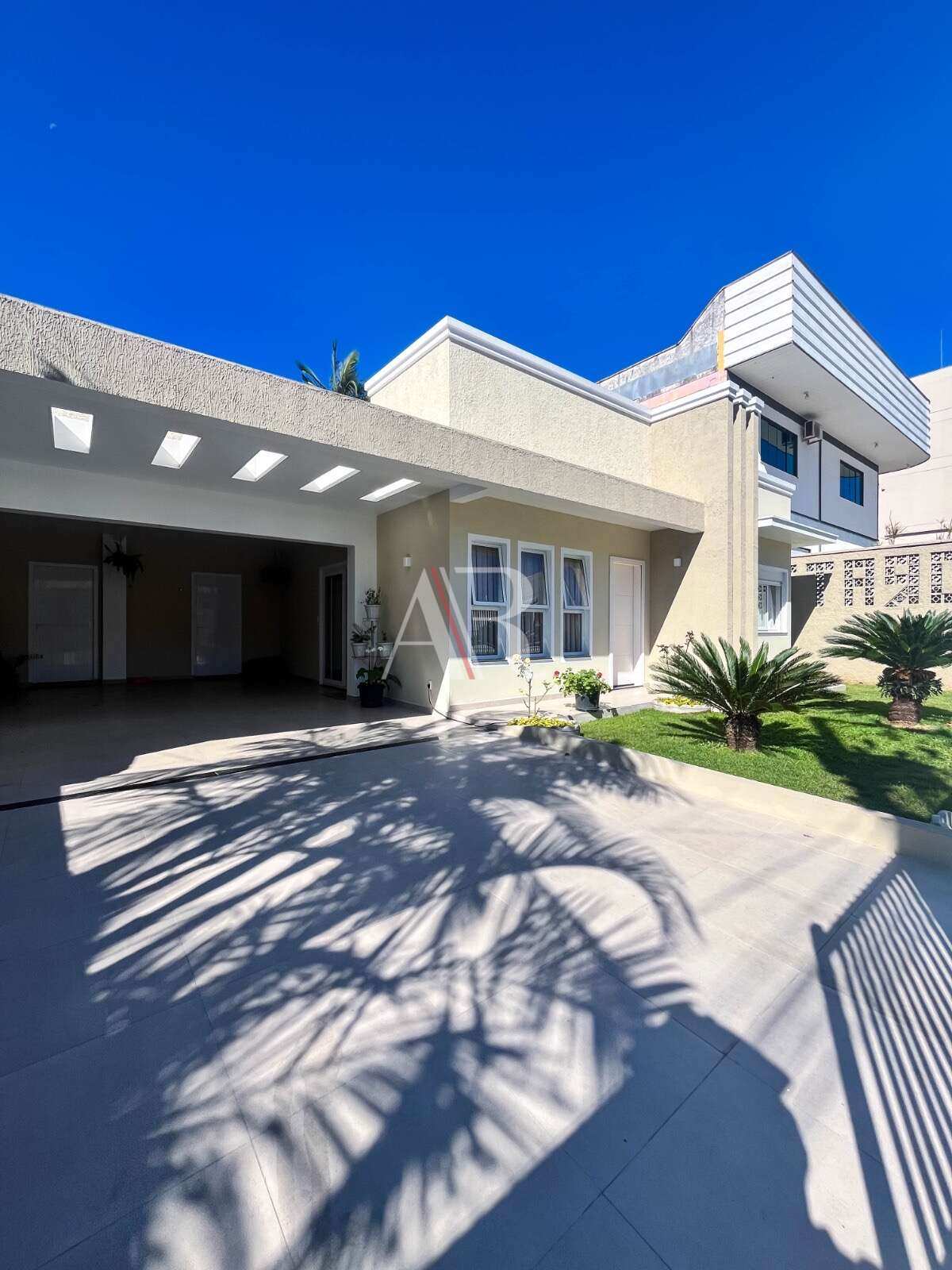 Um charme, espaço e conforto no Canta Galo - Anderson Rothenburg - Corretor de Imóveis Creci 29.714f